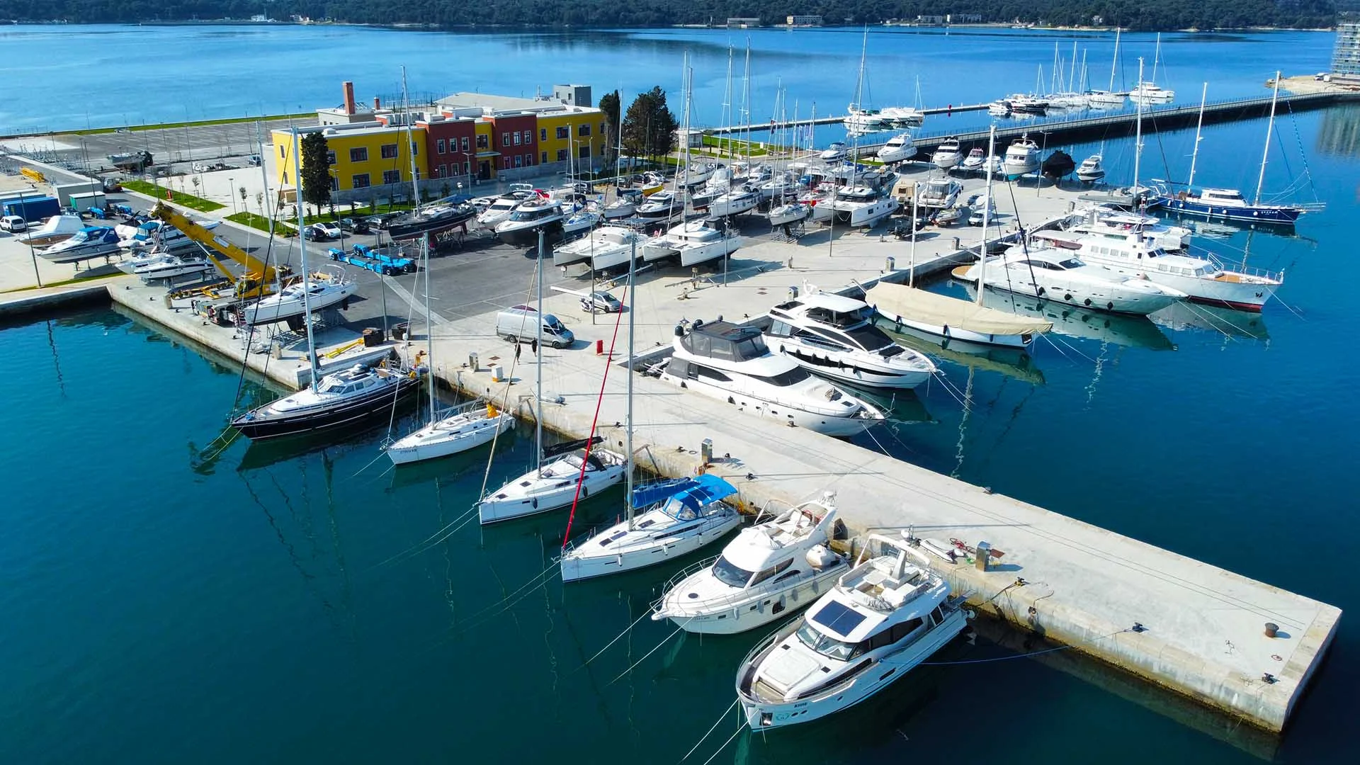 Facilities at Marina Polesana Pula