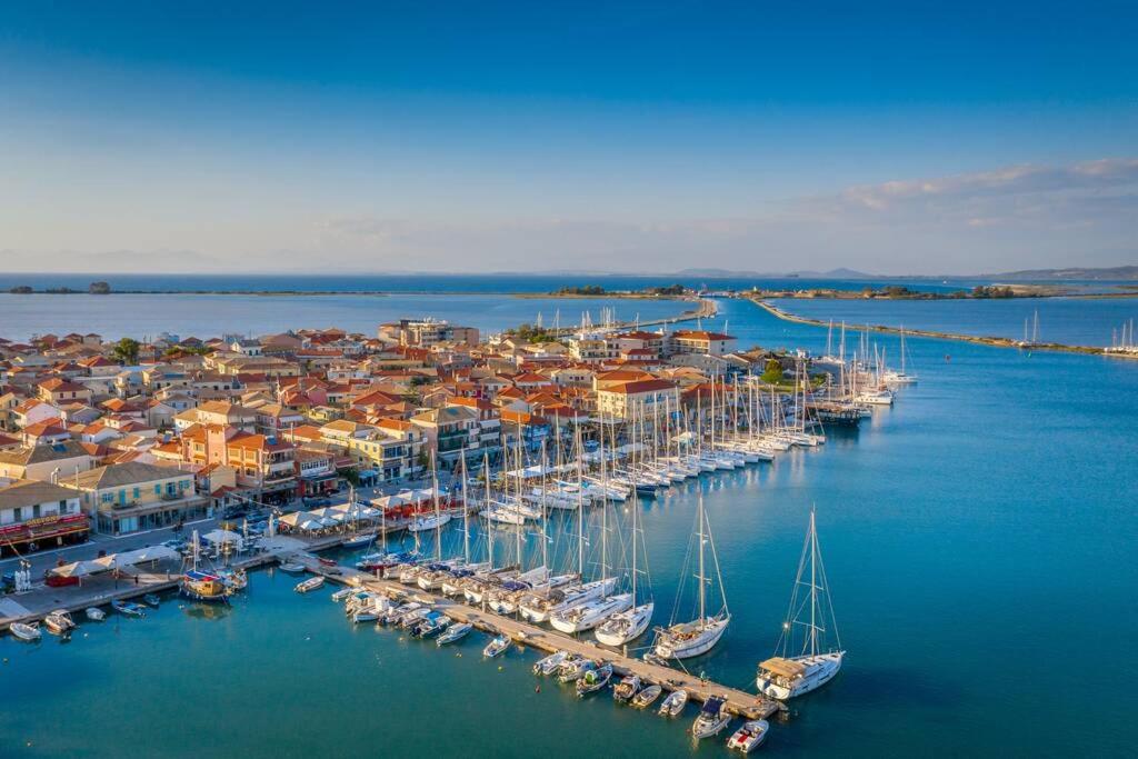 Facilities and Amenities Lefkas Town Quay