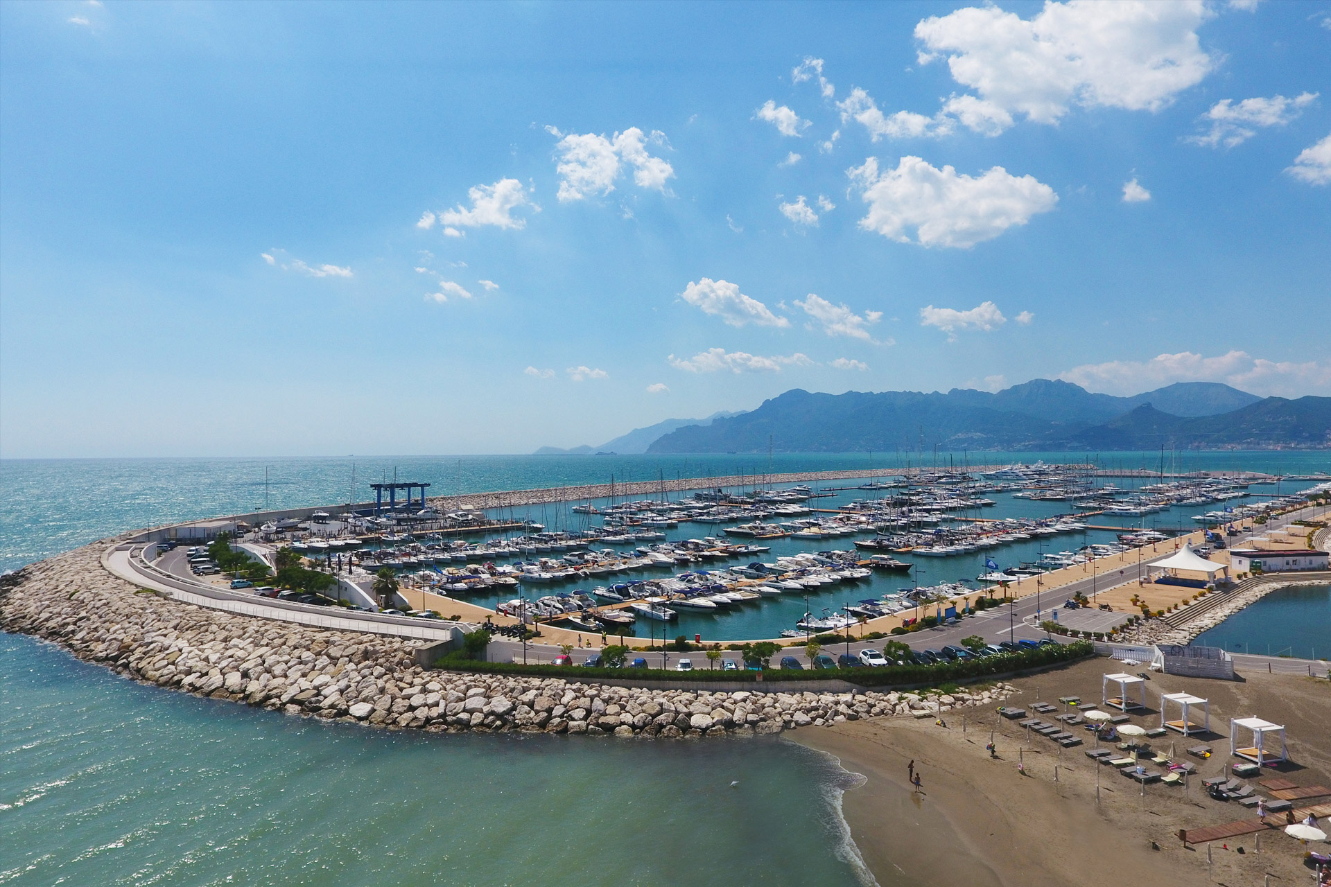 Marina d’Arechi Facilities and Amenities